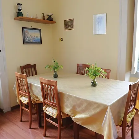 D'incanto A Oda ve Kahvaltı Napoli