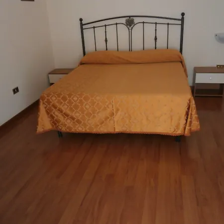 D'incanto A Oda ve Kahvaltı Napoli